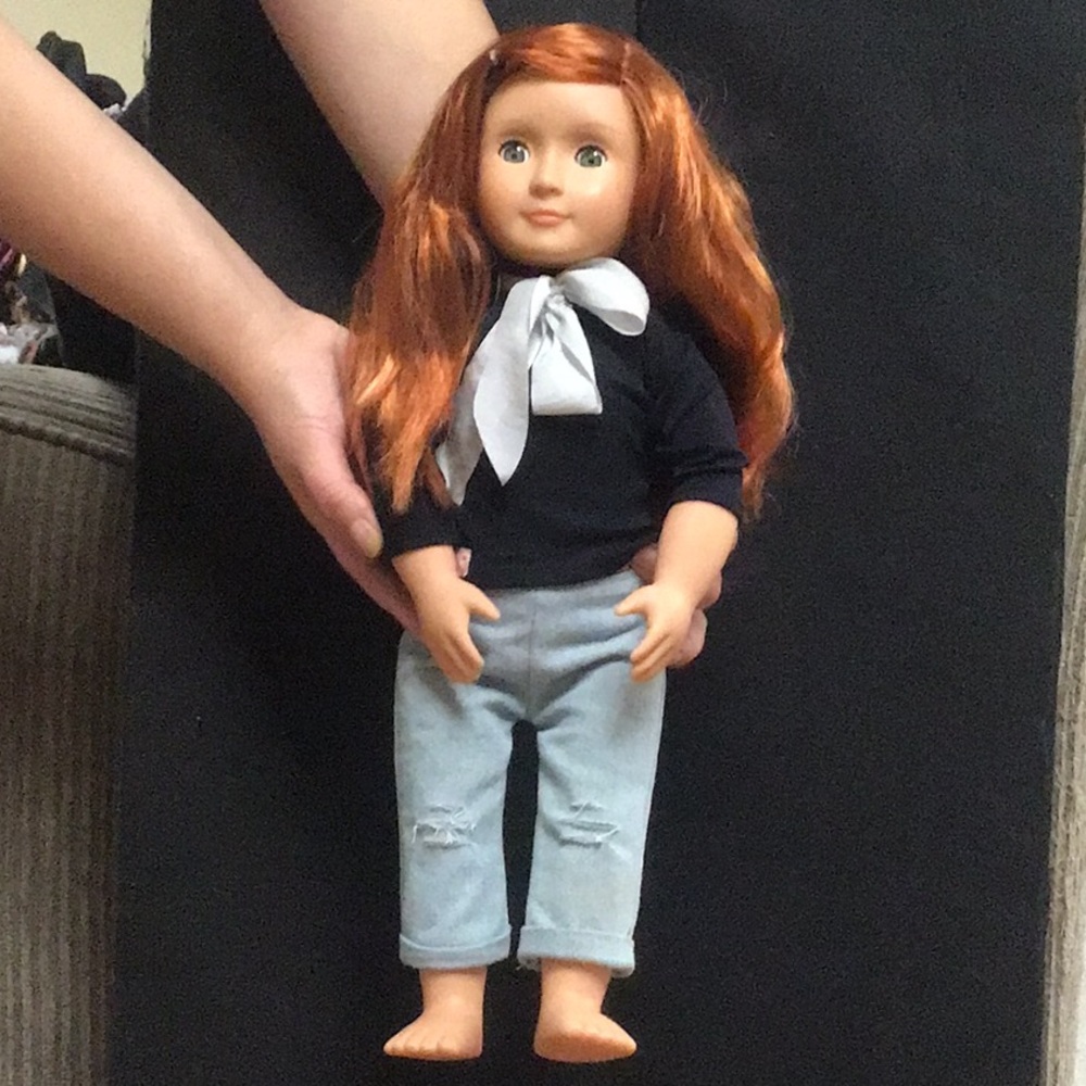 Doll - Picture 3 of 4